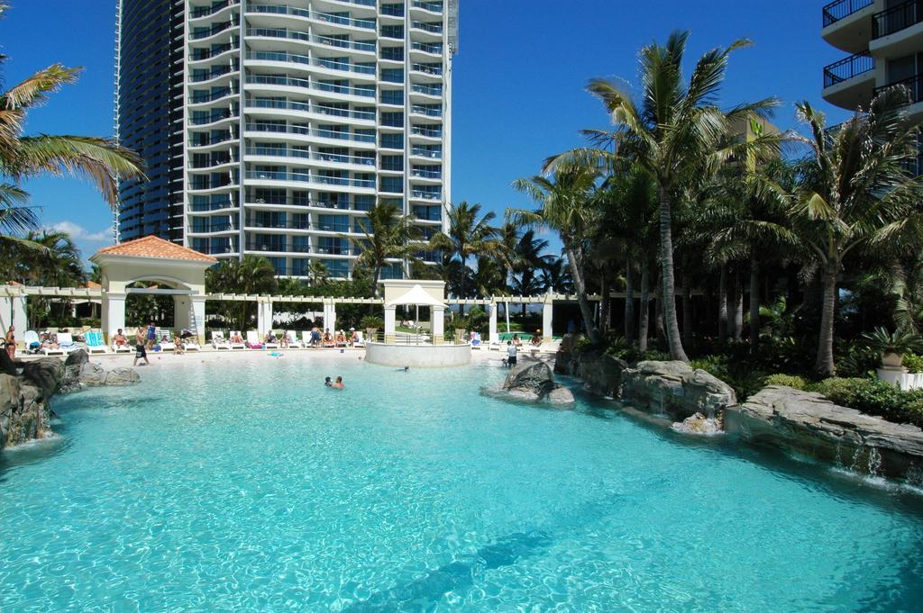 Chevron Renaissance - Hr Surfers Paradise ゴールドコースト エクステリア 写真